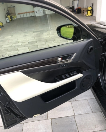 Lexus GS cena 120000 przebieg: 135000, rok produkcji 2017 z Mława małe 232